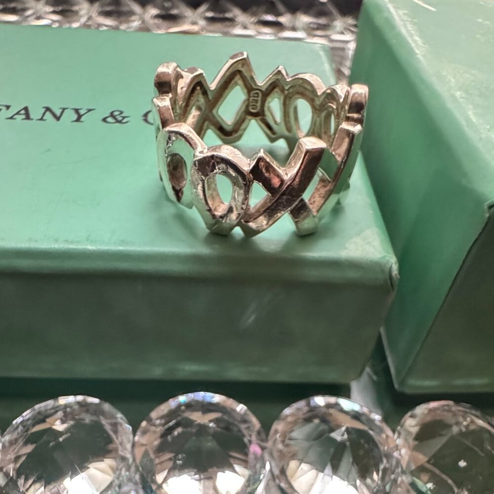 Tiffany & Co. Vintage Paloma Picasso X's and O's Sterling 925 Ring Size 6